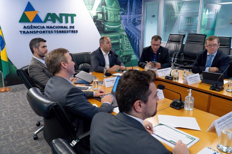 ANTT realiza encontro de alinhamento com representantes da VLI Logística — Agência Nacional de Transportes Terrestres