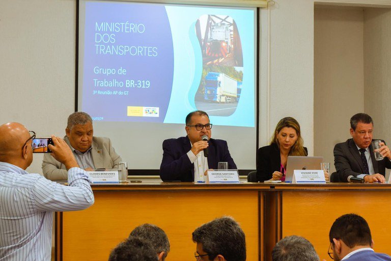 Diálogo entre órgãos vai permitir melhor solução para licenciamento da BR-319/AM/RO, diz secretário-executivo — Ministério dos Transportes