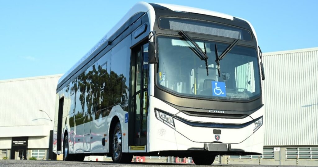 Primeiro ônibus elétrico 100% Scania é lançado no Brasil